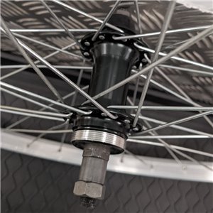 Raleigh 26 Rear Wheel 559-21 Rim Brake Screw On Freewheel type Q/R