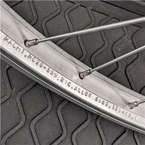 Raleigh 26 Rear Wheel 559-21 Rim Brake Screw On Freewheel type Q/R